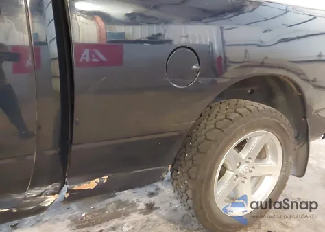 2017 Ram 1500 Express 4X4 6'4 Box from USA, damaged, VIN 1C6RR7FT5HS768202